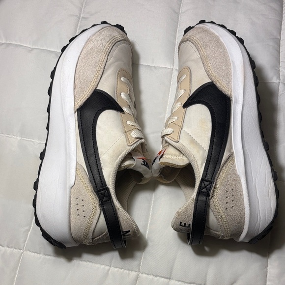 Nike Waffle Debut - Picture 6 of 9